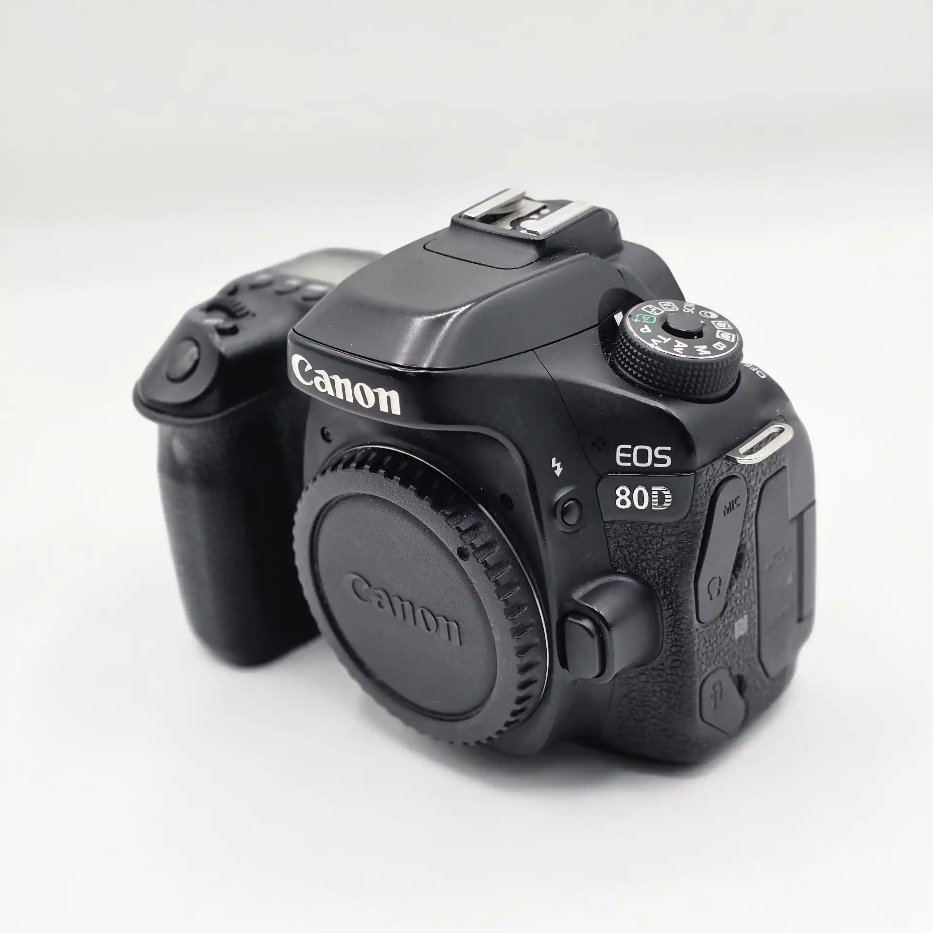 دوربین کانن | Canon 80D Body دست دو